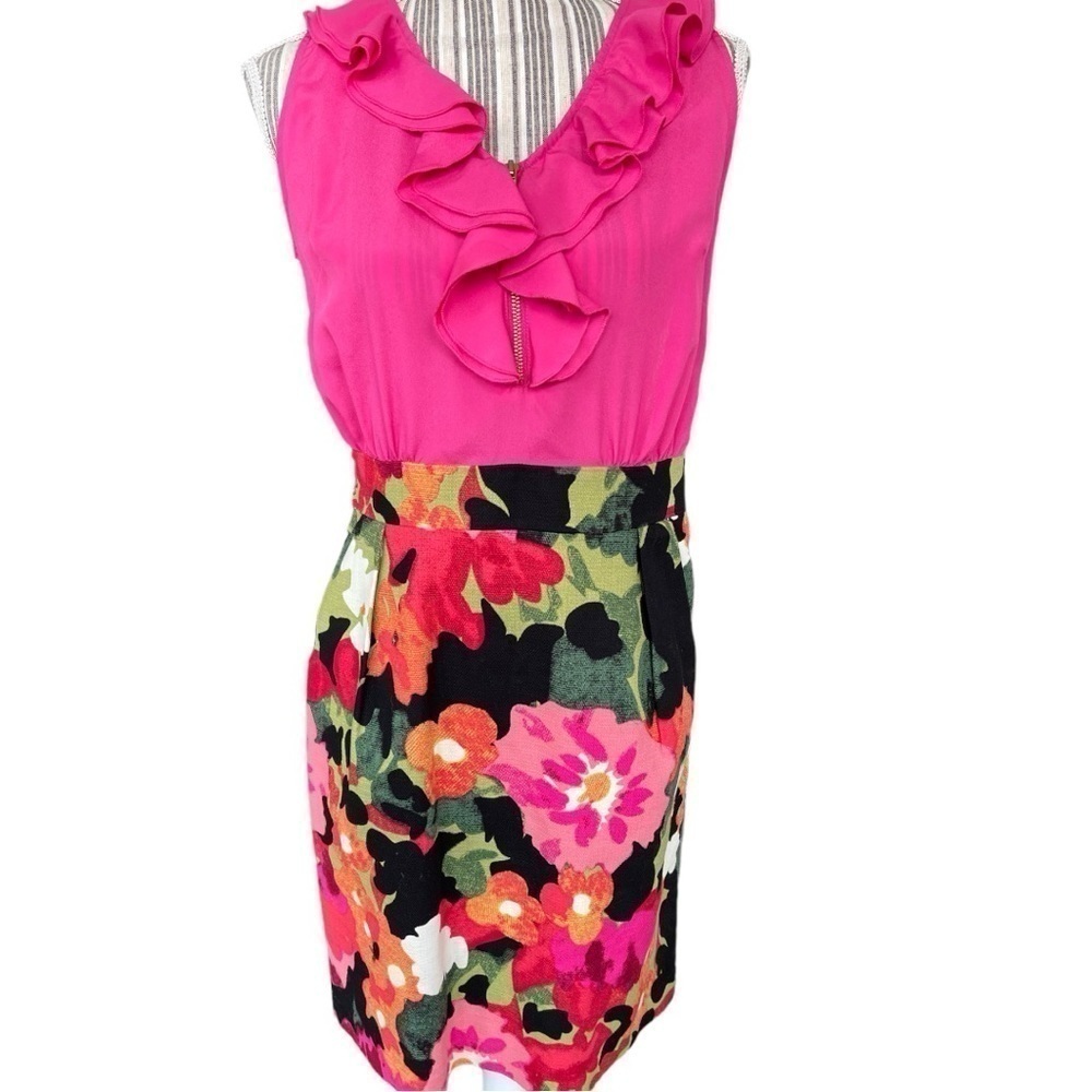 Tabitha dress, size 8,sleeveless,side entry zip and front exposed zipper,pockets